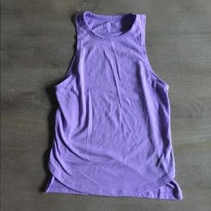 UNDER ARMOUR tank